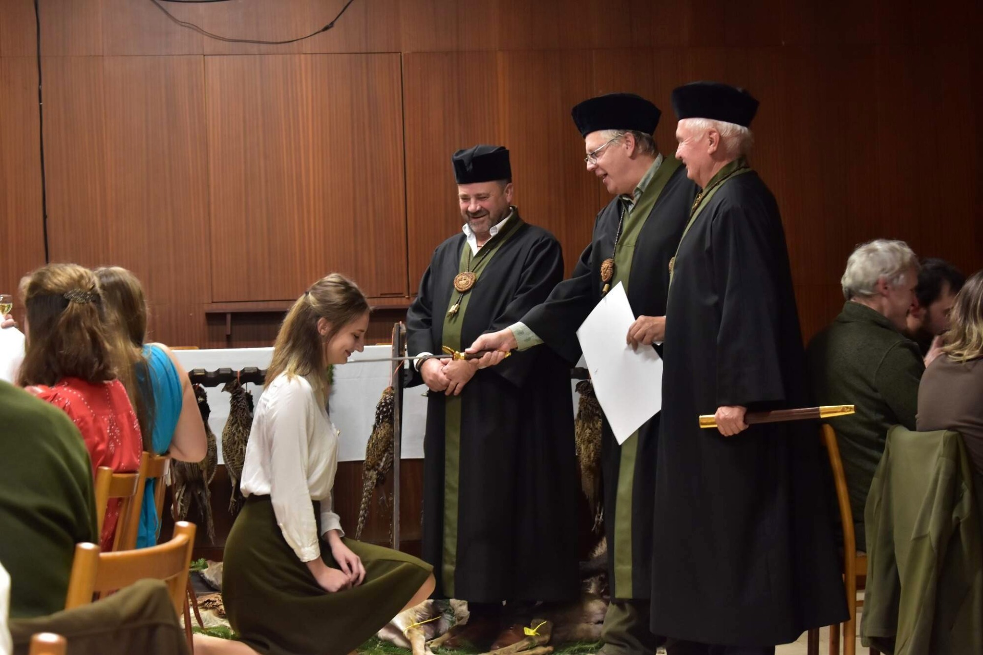 Anička Šťastná pasována na nejlepšího honce.